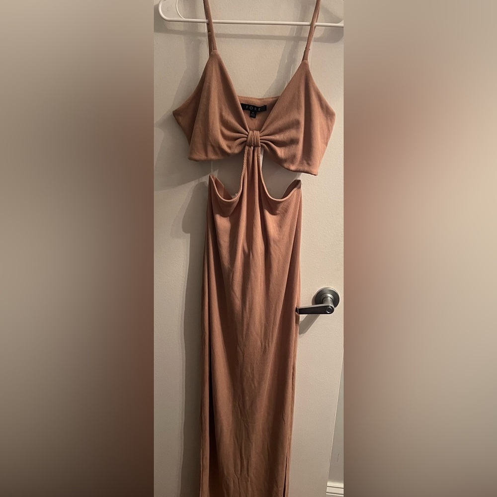 Chic Tan Maxi Dress with Cut-Out Design